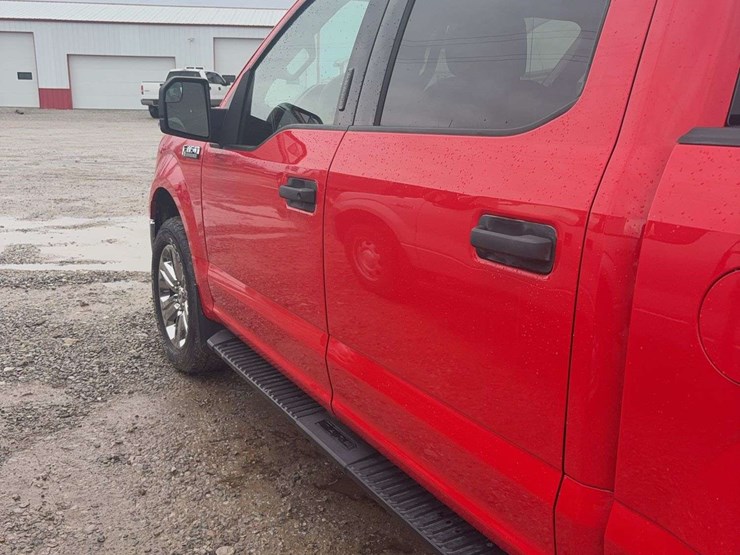 2019-ford-f150-xlt-image-13