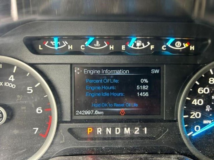 2016-ford-f150-xlt-image-10