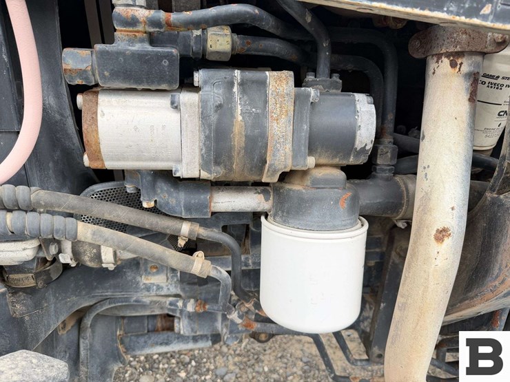 2002-new-holland-tn75v-image-17