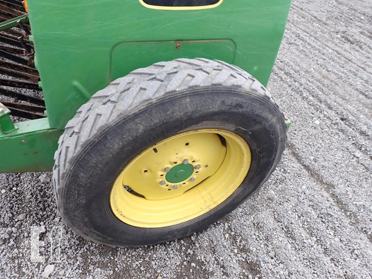 john-deere-8300-image-5