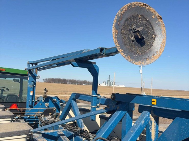 2009-kinze-3600-image-19