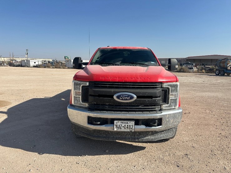 2019-ford-f250-image-2