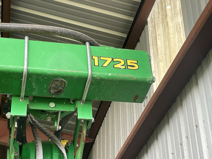 john-deere-1725-image-34