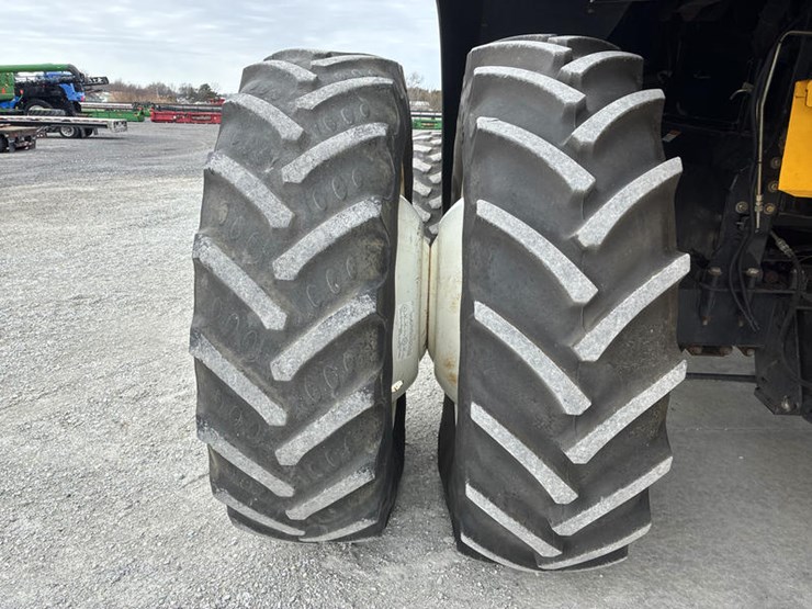 2009-new-holland-cr9060-image-33