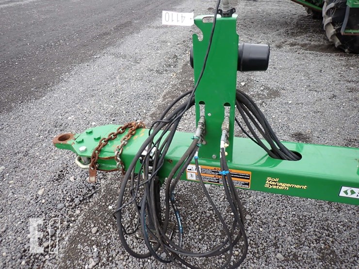 2015-john-deere-2625-image-16