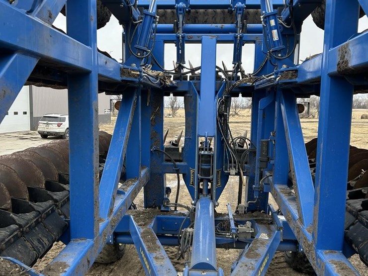 2019-landoll-7833-40-image-34