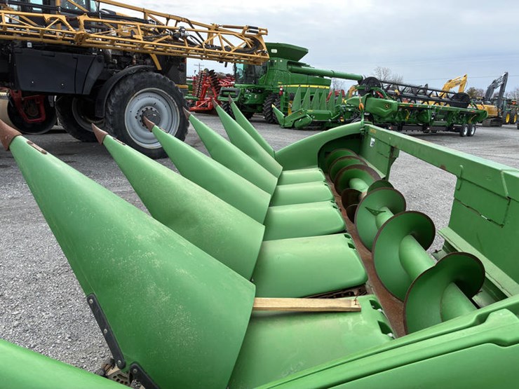 2009-john-deere-606c-image-5