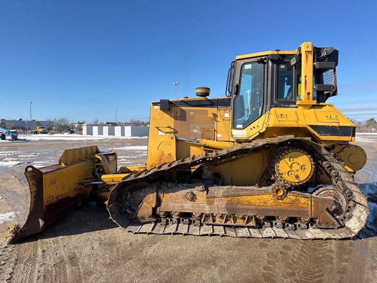 caterpillar-d6m-lgp-image-1