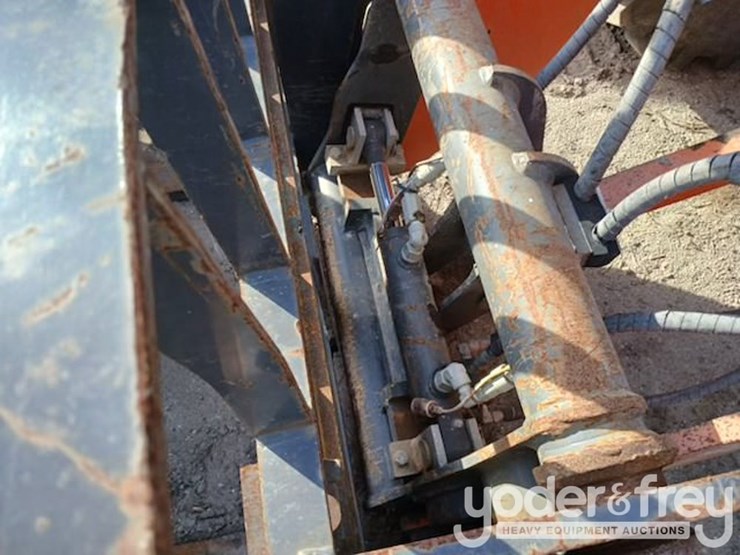 hitachi-zw80-image-5