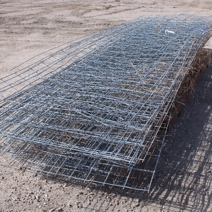 #2085 • Metal Rack With Approx 30 Used Wire Panels Of Assorted Lengths