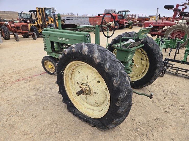 1951-john-deere-b-image-3