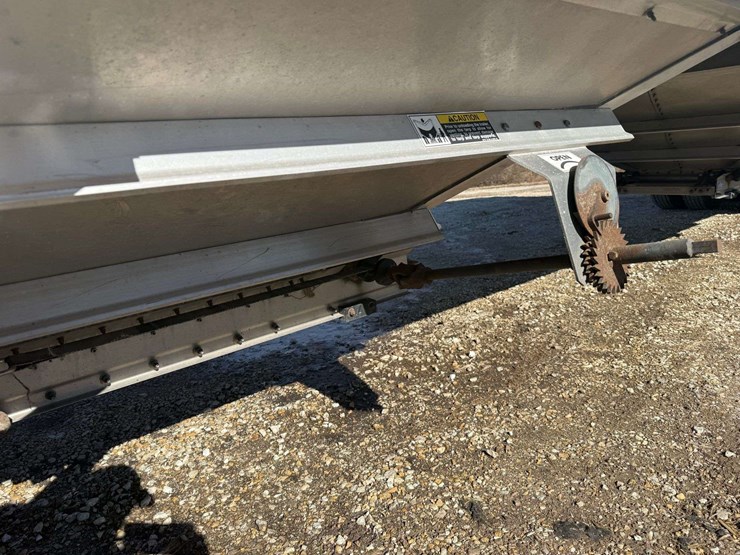 2017-wilson-hopper-bottom-image-7