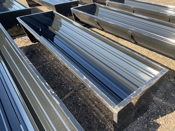 #3005-•-cattle-feed-trough-image-5