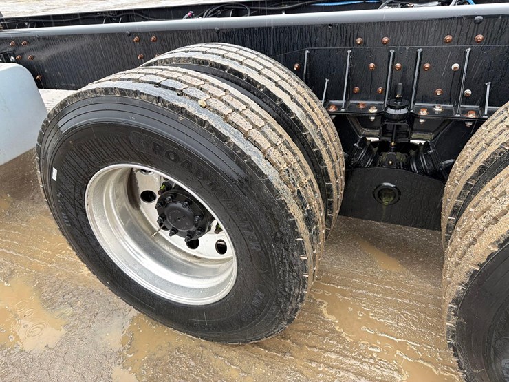 2024-dennis-eagle-proview-image-8