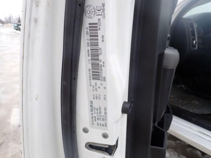 2015-dodge-ram-1500-image-12