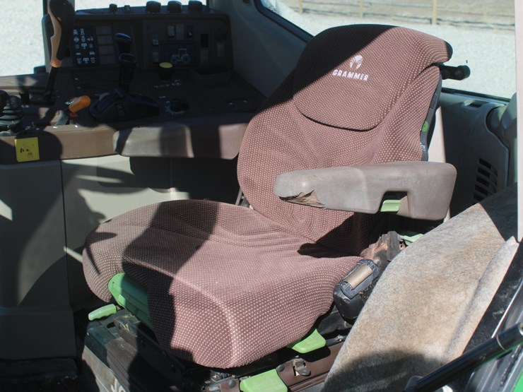 2004-john-deere-7320-image-65