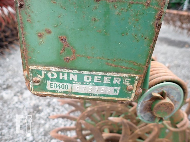 john-deere-400-image-4