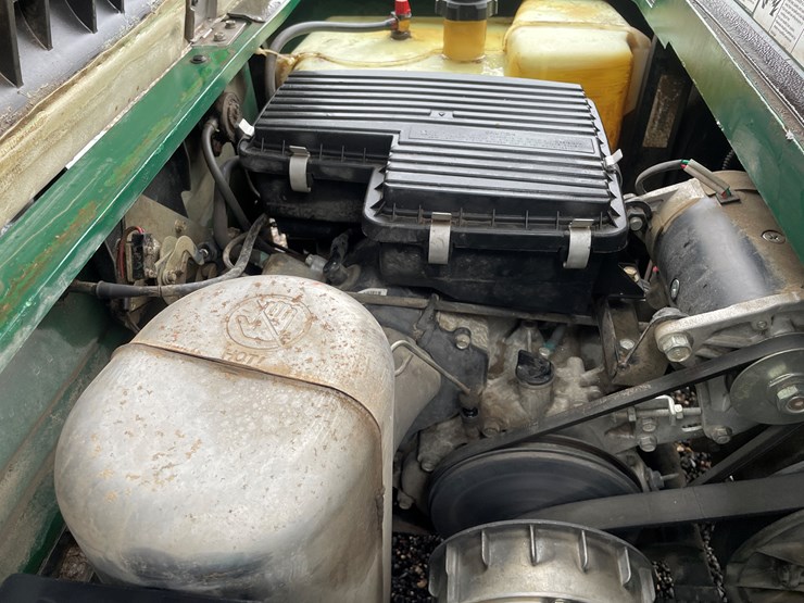 #3101-•-2009-yamaha-ydra-gas-golf-cart-image-13