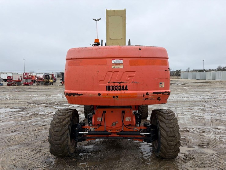 jlg-800s-image-8