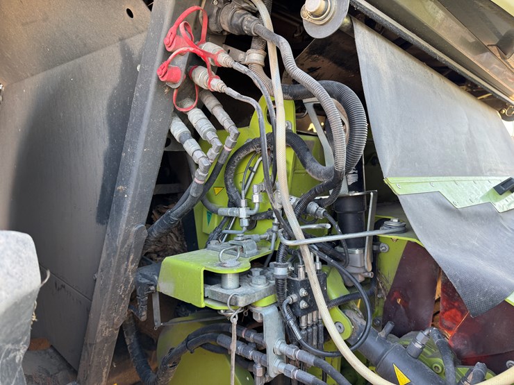 claas-jaguar-970-image-34