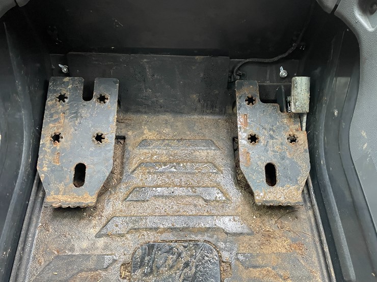 2024-bobcat-s66-image-21