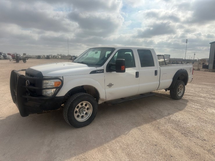 2014-ford-f350-image-1