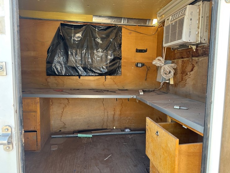 2008-cargo-wells-image-6