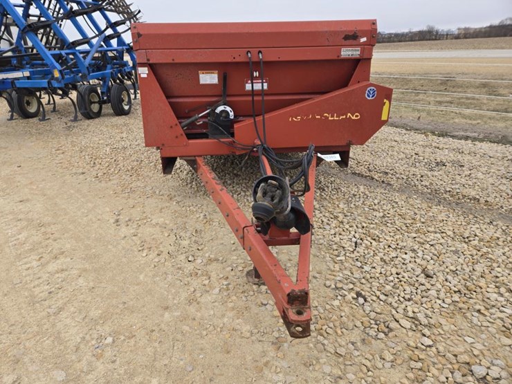 new-holland-195-image-2