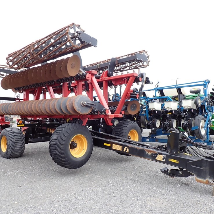 VERSATILE FURY HS350