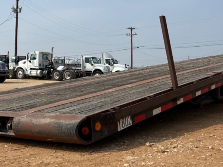 2011-clark-oil-field-float-image-1