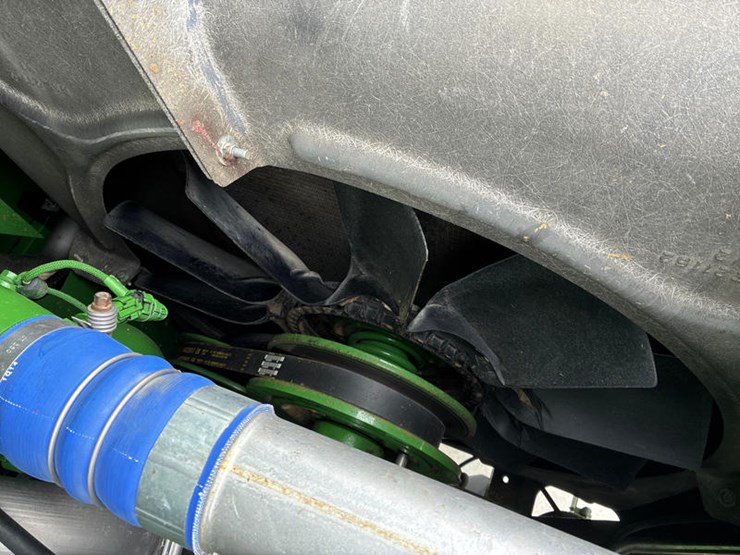 2014-john-deere-s670-image-90