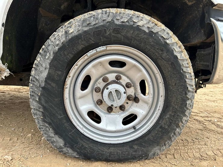 2016-ford-f250-xl-image-13