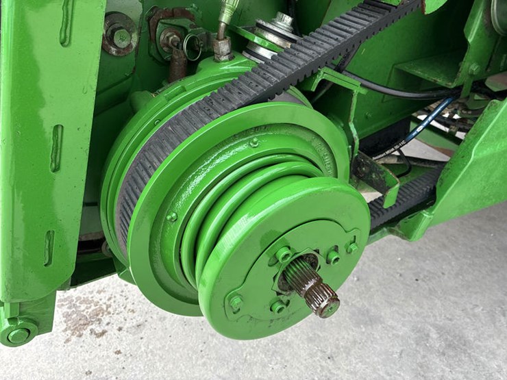 2014-john-deere-s670-image-23