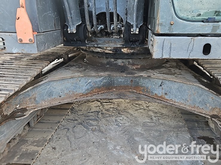 2020-volvo-ec200el-image-23