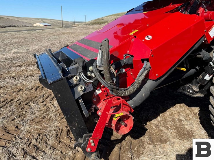 2025-case-ih-8260-image-13