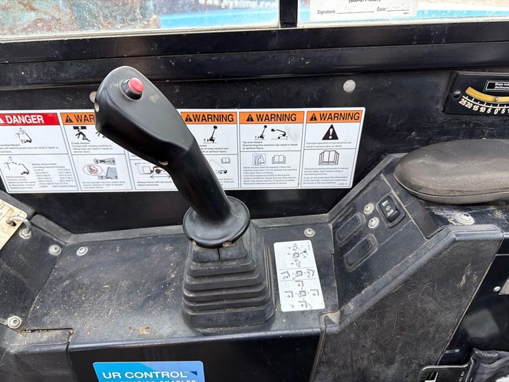 2016-genie-gth636-image-15