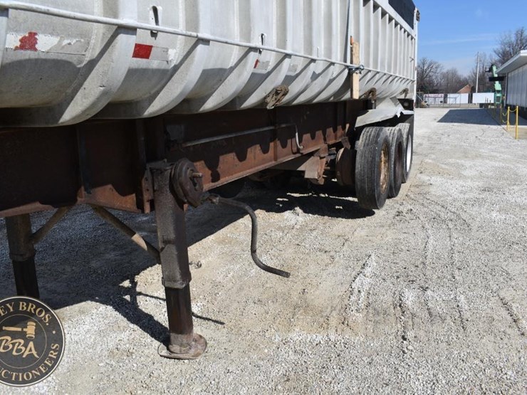 1979-fruehauf-trailer-image-23