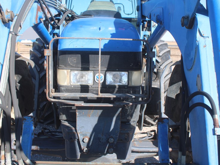 new-holland-tm125-image-60