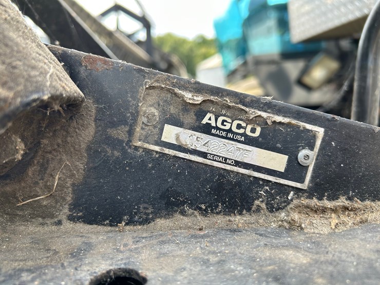 gleaner-15’-grain-table-image-3