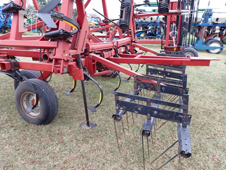 case-ih-4300-image-12