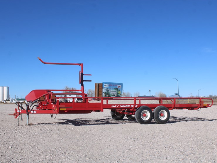 proag-hay-hiker-900-image-1