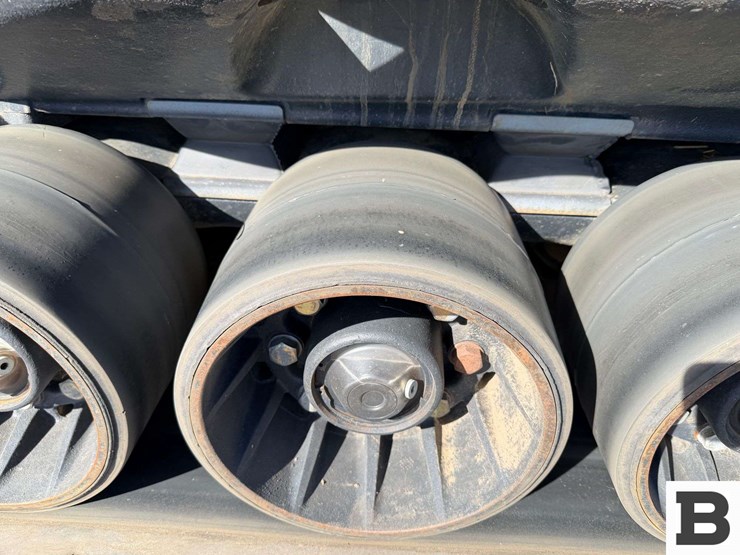 2024-case-ih-525-image-36