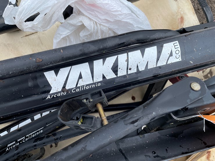 #3058-•-yakima-roof-mounted-bike-rack-image-10