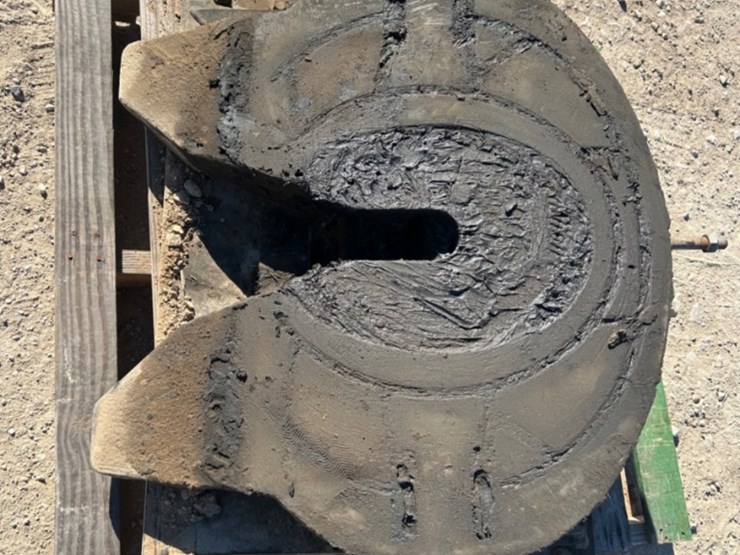 fixed-fifth-wheel-attachment-image-3