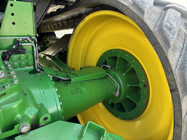 2015-john-deere-9470rt-image-42