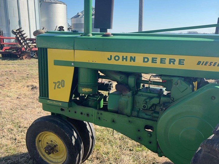 1958-john-deere-720-image-7