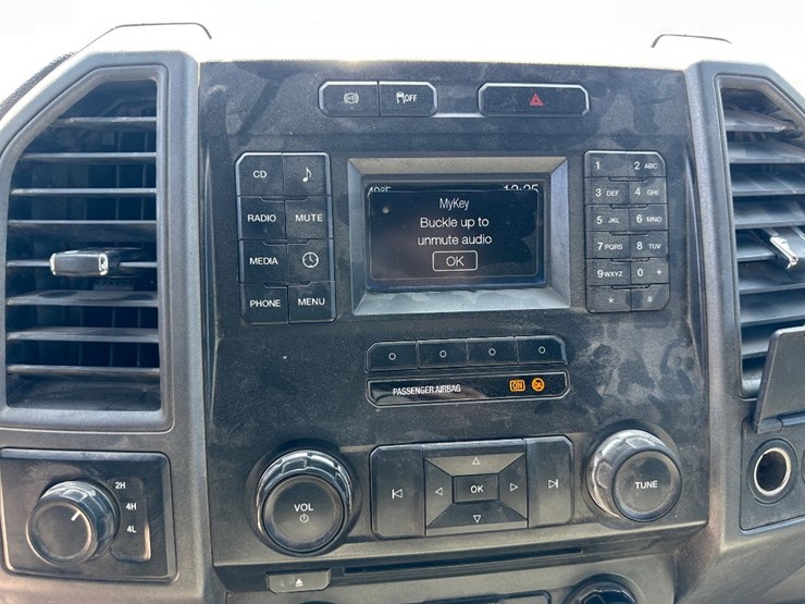 2018-ford-f350-image-11