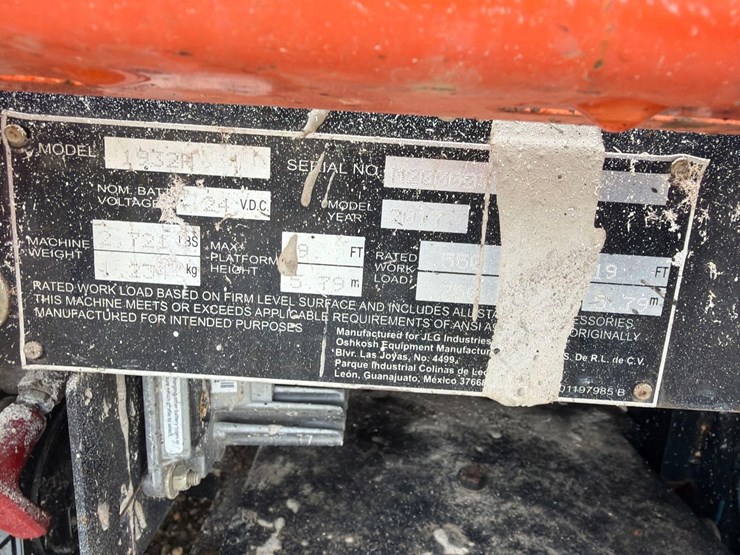 2017-jlg-1932r-image-8