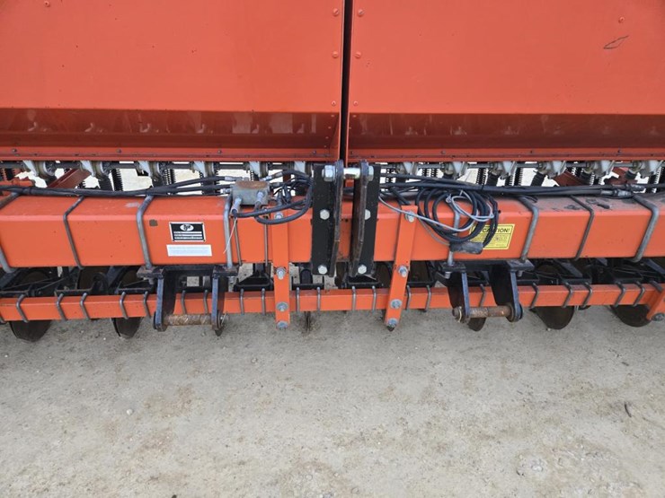 tye-series-v-image-5