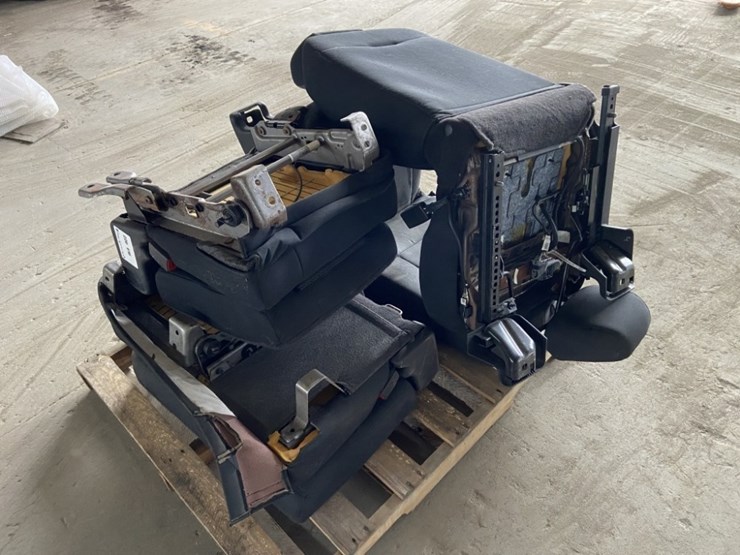 2015-ford-explorer-image-5